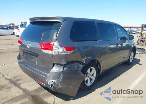 2014 Toyota Sienna L V6 7 Passenger z USA, uszkodzony, nr VIN 5TDZK3DC0ES499653